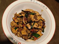 -富正毅三下锅·湘西韵味(天门山索道店)