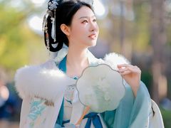 -汉仪华裳汉服馆(豫园店)