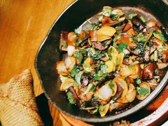 -云海肴·汽锅鸡·云南菜(天山百盛优客店)