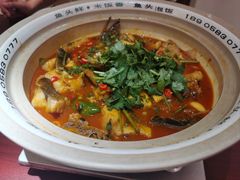 -魏铭鱼头捞饭(晋阳路店)