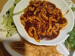 -关东小磨东北菜(上海长风大悦城店)