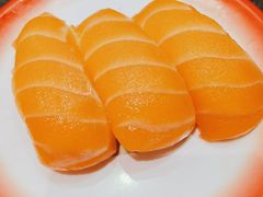 三文鱼鱼腩寿司-元气寿司(环球港店)