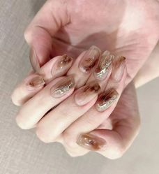 -悦指间美甲美睫