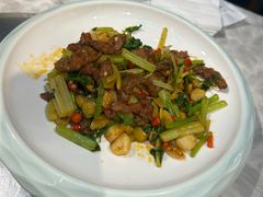 -清真·胖妈妈手抓餐厅(定西路长城宾馆店)