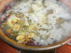-威邵鸡煲(西华路总店)