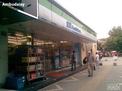 -全家便利店(长江西路店)