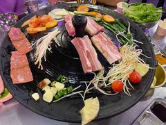 -豚豚家돈돈가韩国锅盖烤肉(新北万达店)