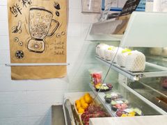 -果之满满鲜榨果汁(美罗城店)