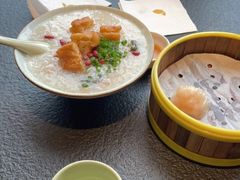 -蝴蝶里·粤菜·点心(滨江龙湖店)