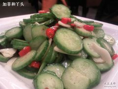 蒜片乳瓜-小杨烤肉(高新店)