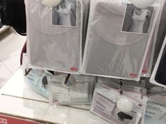 -优衣库(南京建邺万达广场店)