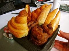 brunch-&nbsp;croissant-AZUR聚(香格里拉饭店)
