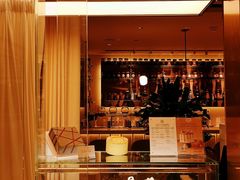 -théATRE 茶聚场(王府中環店)