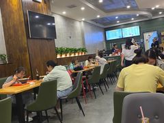 大堂-螺小胖柳州螺蛳粉(钟楼总店)