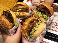 -The Habit Burger Grill 哈比特汉堡(爱琴海店)