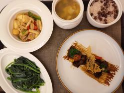 -弗蕾亚·和月月子调理院(东湖店)