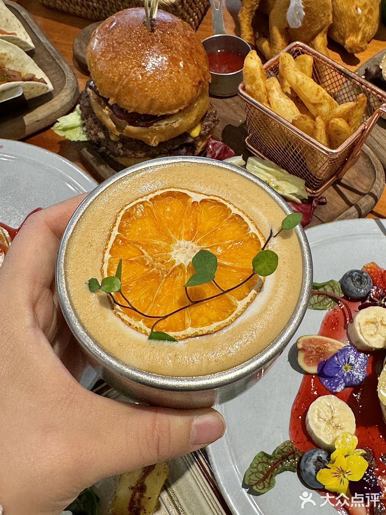 郑州这家漂亮 brunch	 松弛氛围感拉满