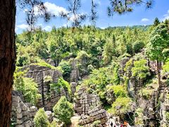 -梭布垭石林景区