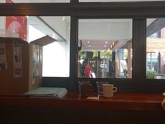 靠窗位-fishtank鱼缸咖啡(三山街店)