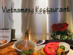 -大头虾越式风味餐厅(光明广场店)