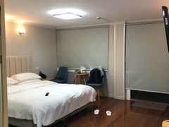 -上海怡沁园度假酒店