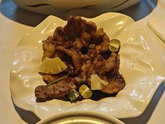 -八府香鸭·啫啫煲(华山路店)