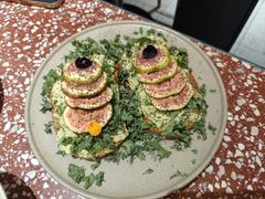 无花果手撕鸡肉tapas-Toris(LuOne凯德晶萃广场店)