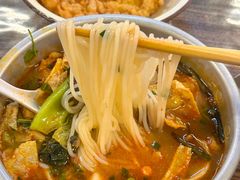 -丽丽三鲜螺蛳粉(田林路店)