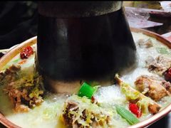 酸菜脊骨锅-老蜀铜火锅·酸菜脊骨·麻辣羊蝎子(热闹路店)