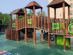 -乐融国际幼儿园(四季青校区)
