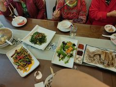 手抓羊肉-清真·伊然轩青海特色美食