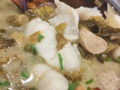 -周鱼小馆石锅酸菜鱼(活力汇店)