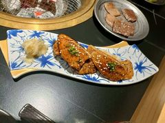 -山川小町·极番烧肉(新地假日广场店)