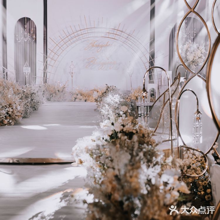 给你一场唯美浪漫的香槟金～