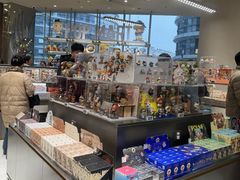 -泡泡玛特POPMART(黄岛新城吾悦店)
