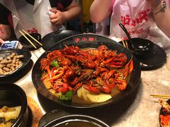 -沪小胖小龙虾(淮海中路旗舰店)