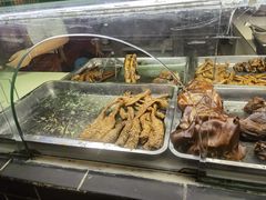 -老鼎万春卤菜(五代传承创始老店)