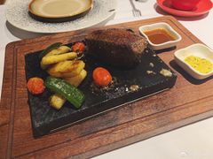 -Erman岩烧牛排(虹桥南丰城店)