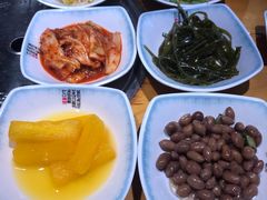 -唯成•韩国炭火烤肉 유성고기