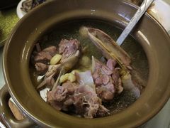 -鑫悦楼煎蟹·16年海鲜大排档