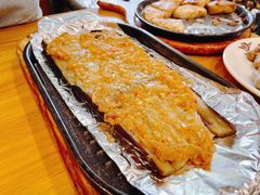 茄子-老东镇啤酒屋海鲜加工·蒸汽海鲜·海鲜烧烤(台东店)