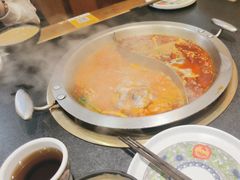 -沸炉重庆老火锅(军事博物馆店)