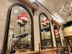 -玛格萝妮比萨屋(四平店)