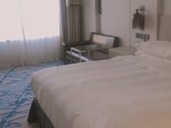 -上海漕河泾万丽酒店