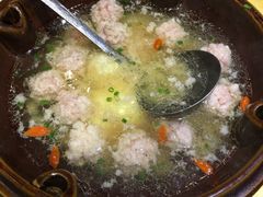 雪梨肉丸子汤-老街鱼嘴巴(坡子街老店)