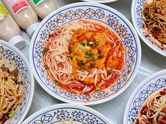 -李与白包子铺(桐梓林店)