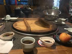 -船梆煮•蒸汽海鲜·炉火烤肉(五四广场店)