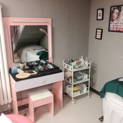 点击看大图 大堂-E.beauty驻颜·痘敏肌调理中心
