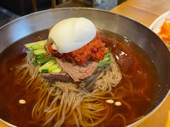 -唯成•韩国炭火烤肉 유성고기