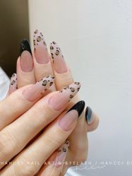 -花岐款式专研健康美甲沙龙